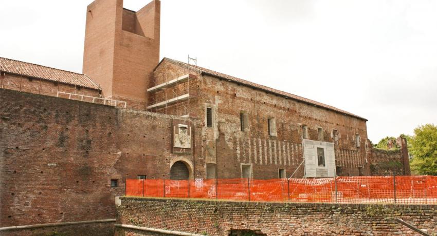 castello visconteo-sforzesco di Novara durante i lavori